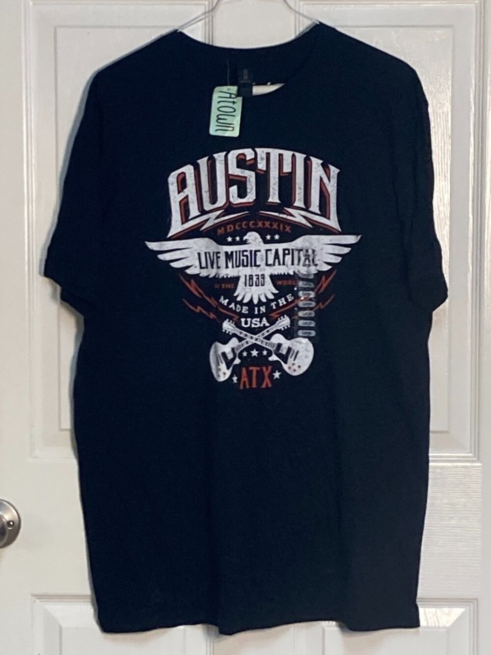 Men's tee logo Ausitn Live Music Capital 1839 by Gilden black sze Large